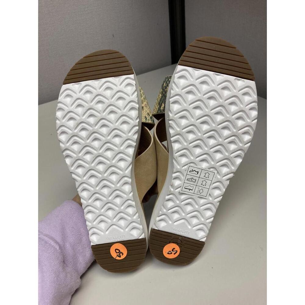 UGG Women's Slide Tan/Gold Leather Snake Size 7 - Picture 5 of 5